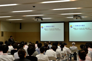年2回行われる連絡会イメージ